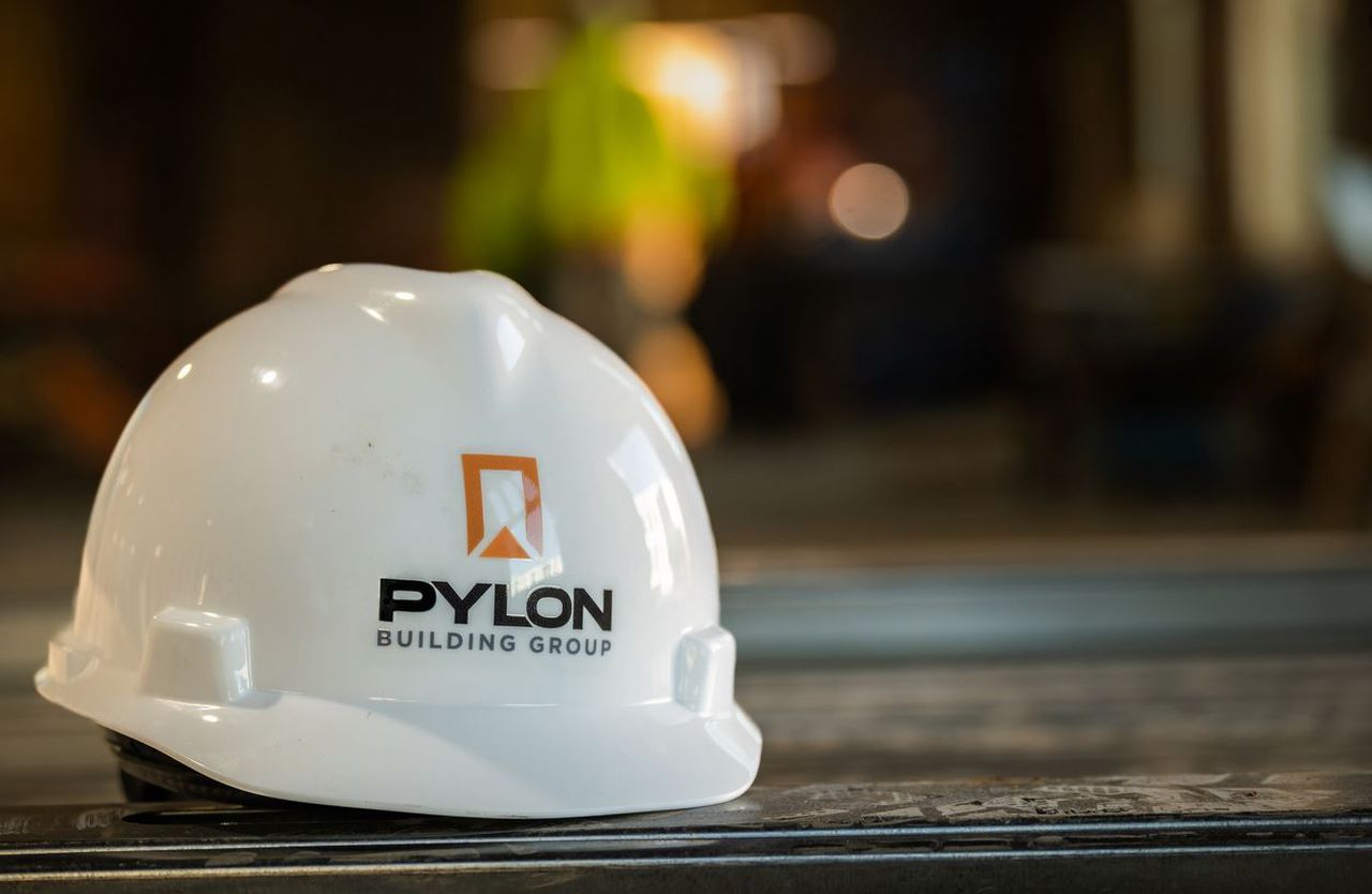 Former NFL player Reggie Torbor to lead Brasfield & Gorrie subsidiary Pylon Building