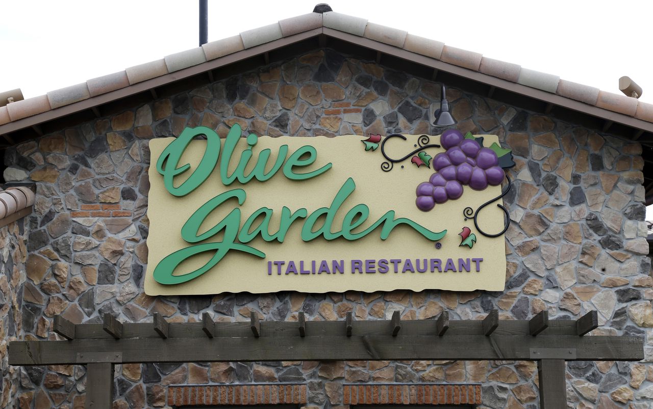 Gadsden Olive Garden looking at mid-May opening