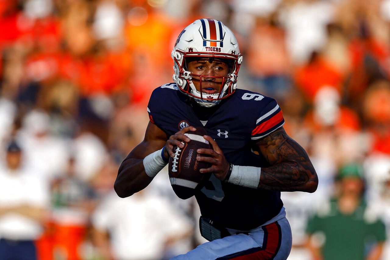 Hugh Freeze assesses the good, the 'really bad' from Auburn QBs on Day 1 of spring