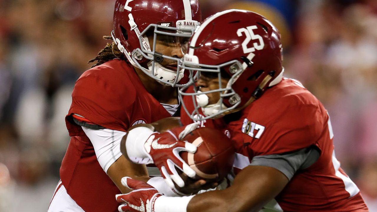 Josh Jacobs rooting for Tide teammates, against Chiefs