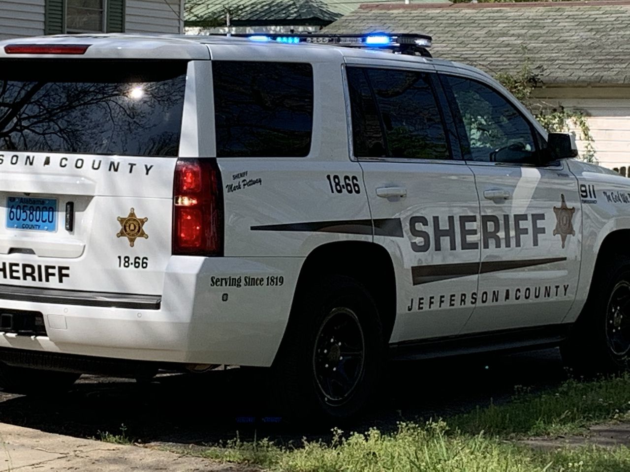 Man killed in midday domestic shooting in eastern Jefferson County