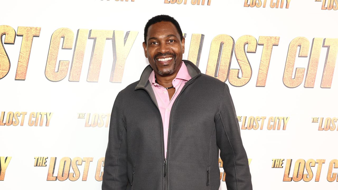 Mykelti Williamson of ‘Forrest Gump’ directing Hallmark movie filming in Mobile area