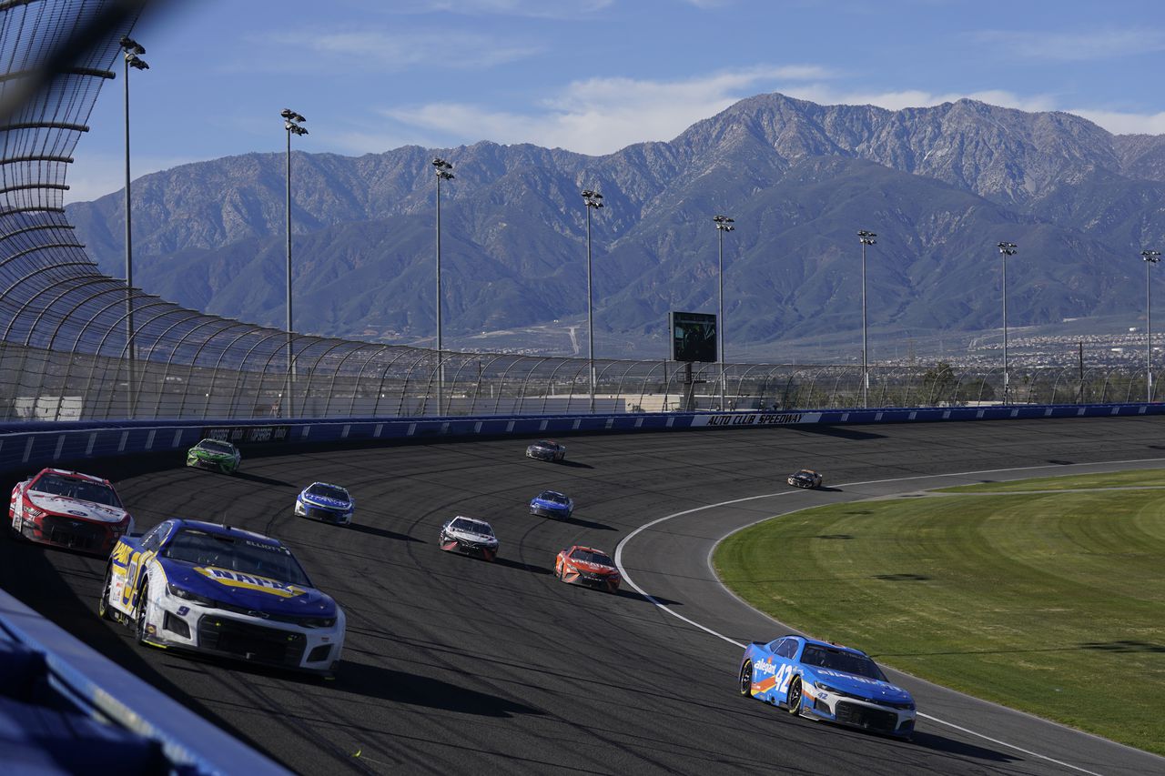 NASCAR live stream (2/26): How to watch Fontana online, TV, time