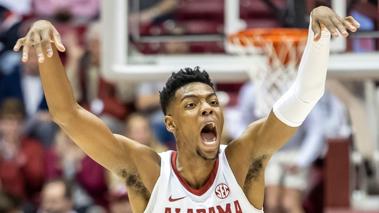 No. 4 Alabama routs Vanderbilt, 101-44, for largest SEC win in team history