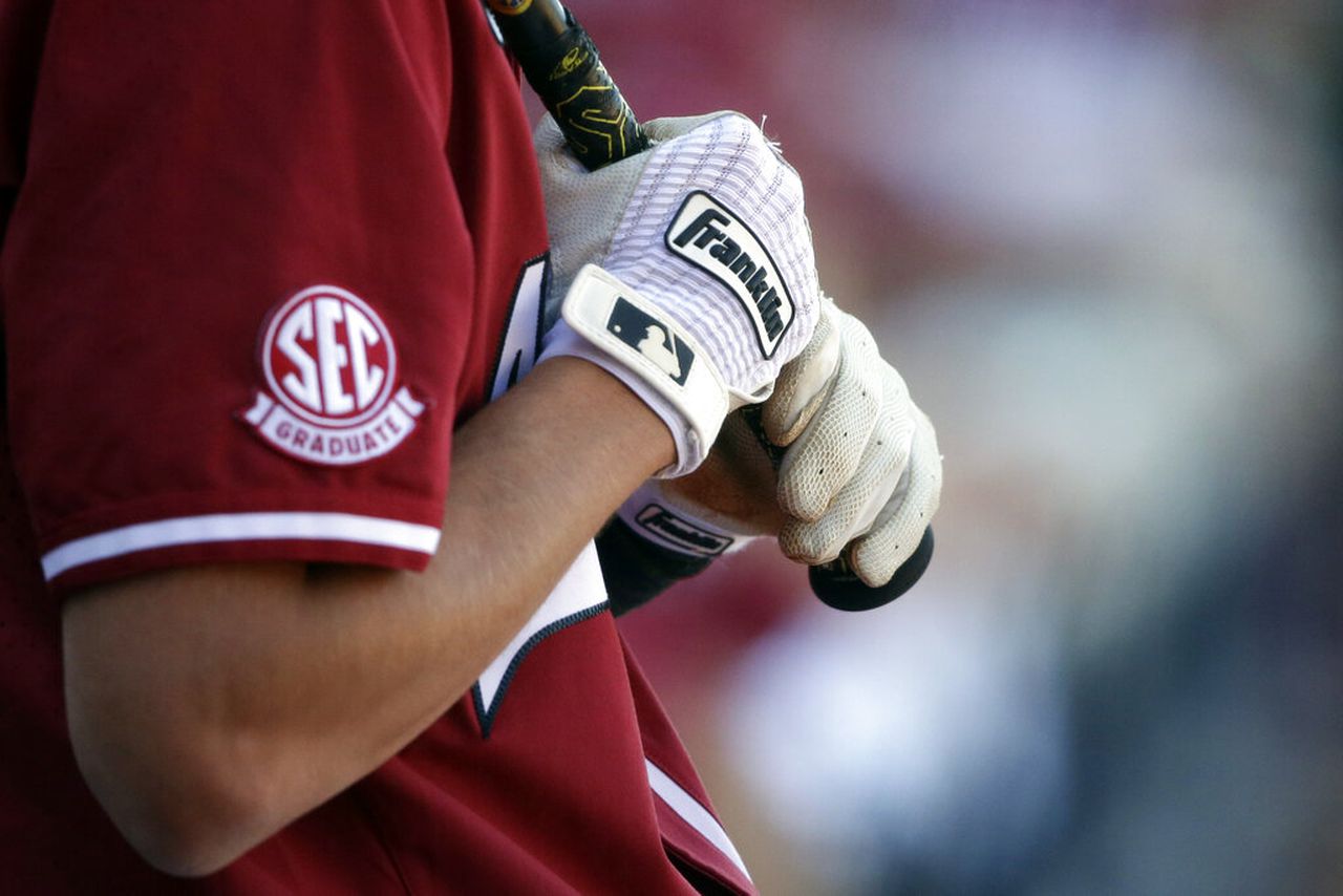 SEC announces 3 new ‘clocks,’ 10-run rule for baseball