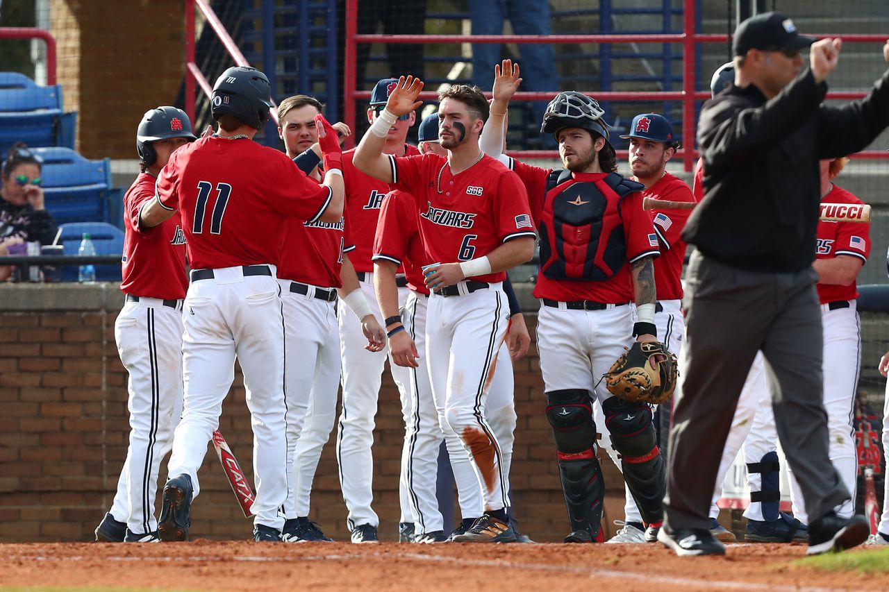 South Alabama baseball holds off UAB 7-6