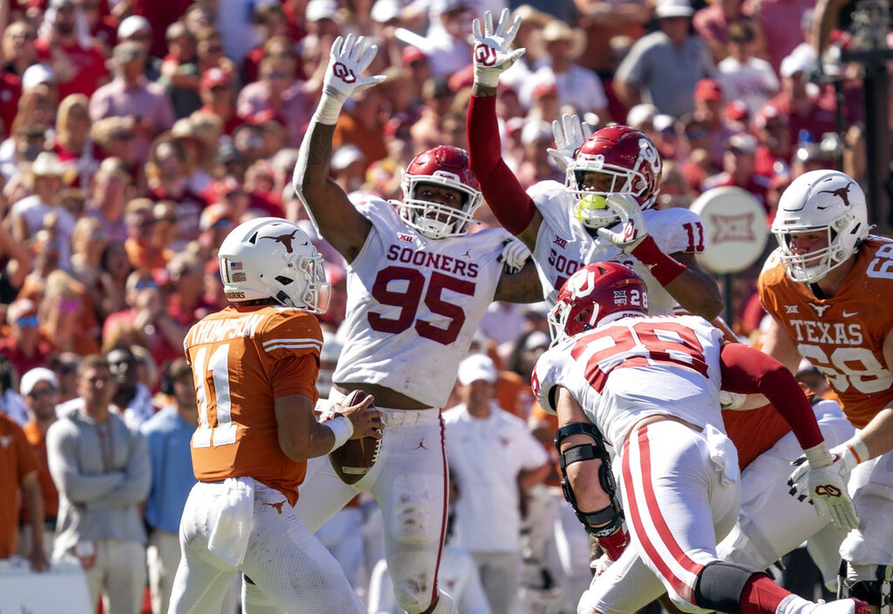 Texas, Oklahoma to join SEC for 2024 football season