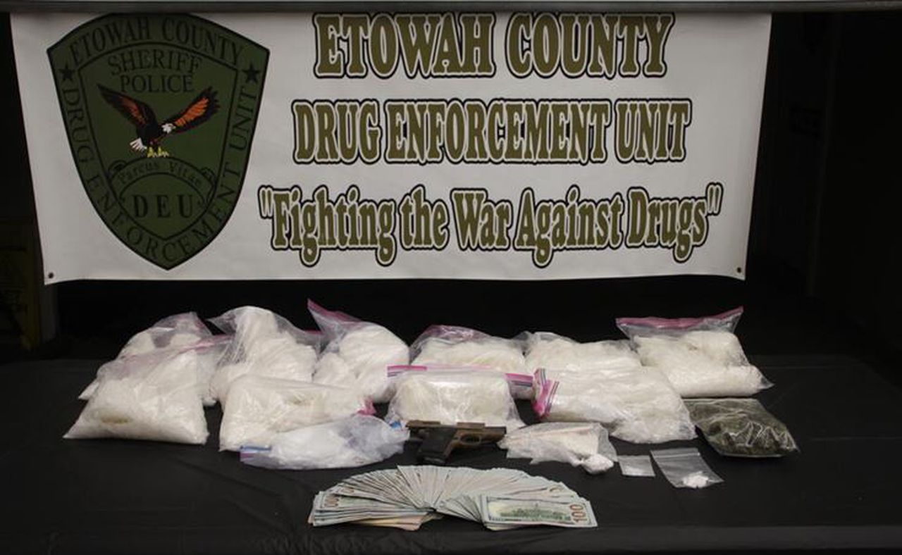 22 pounds of meth seized in raid on camper in Etowah County; woman held on $2 million bond