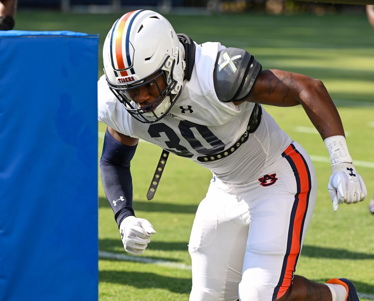 A second Auburn linebacker plans to enter transfer portal