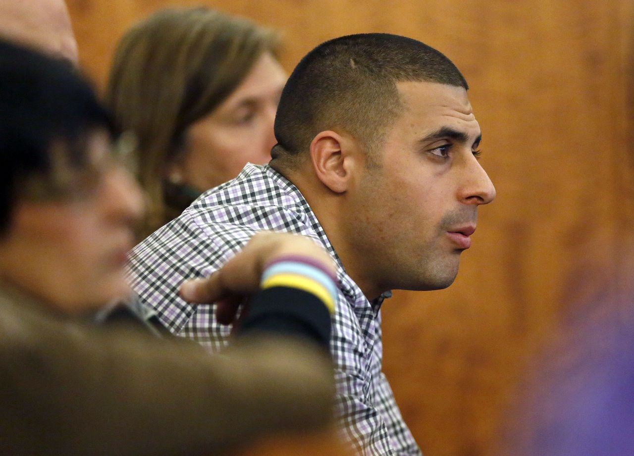 Aaron Hernandez’s brother, D.J., arrested for throwing brick at ESPN building, left signed note