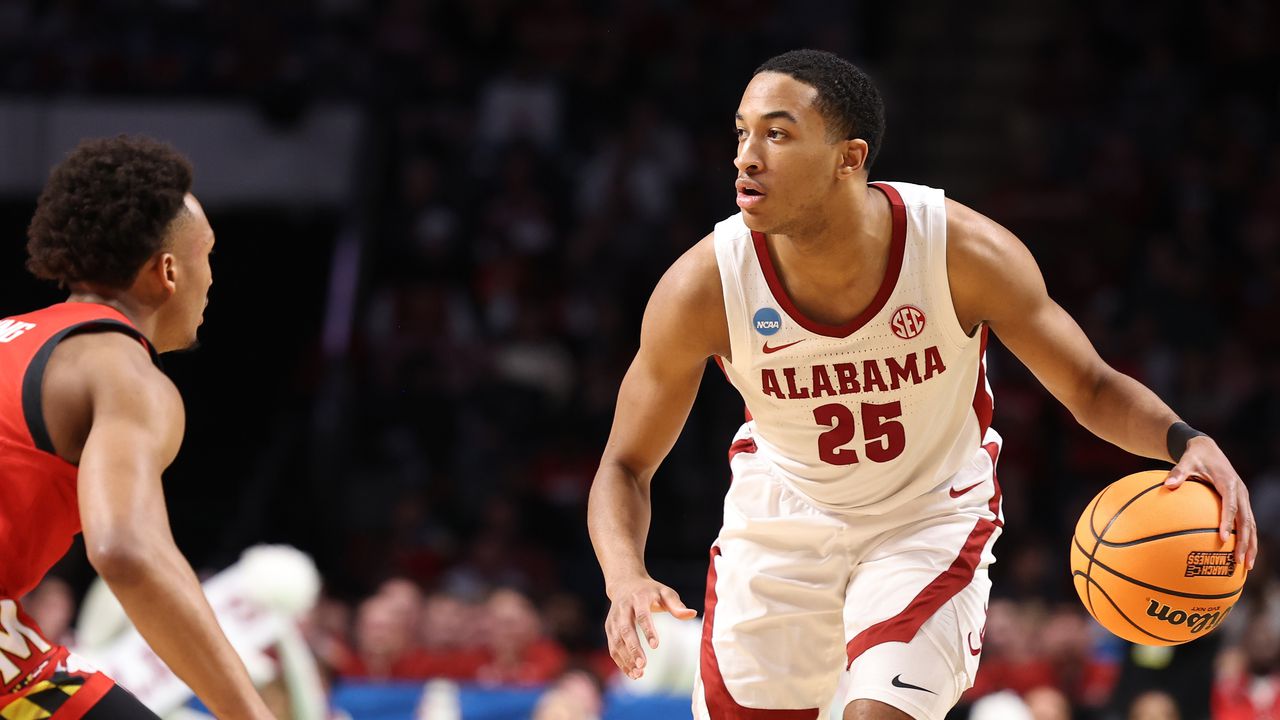 Alabama basketball player Nimari Burnett enters transfer portal