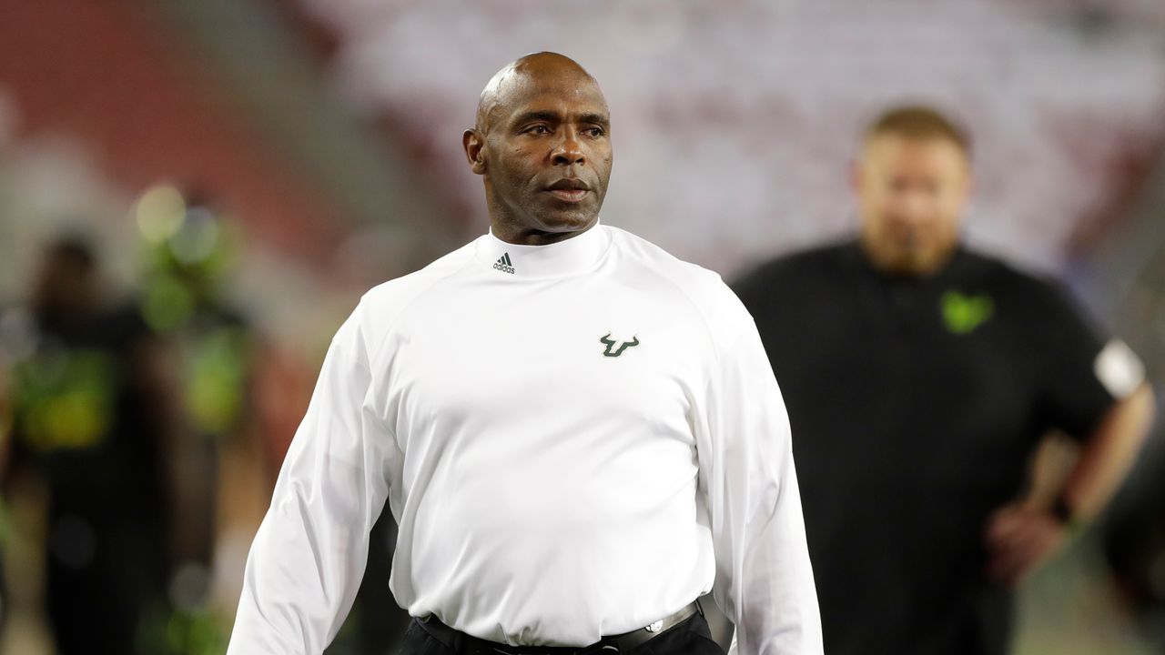 Alabama bringing Charlie Strong back onto staff, report says