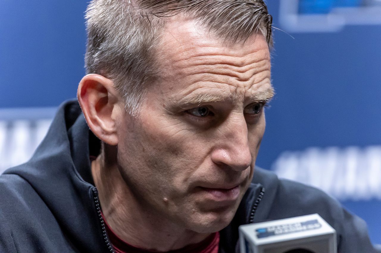 Alabama’s Nate Oats ‘extremely frustrated’ with assistants after Noah Clowney picks up third foul