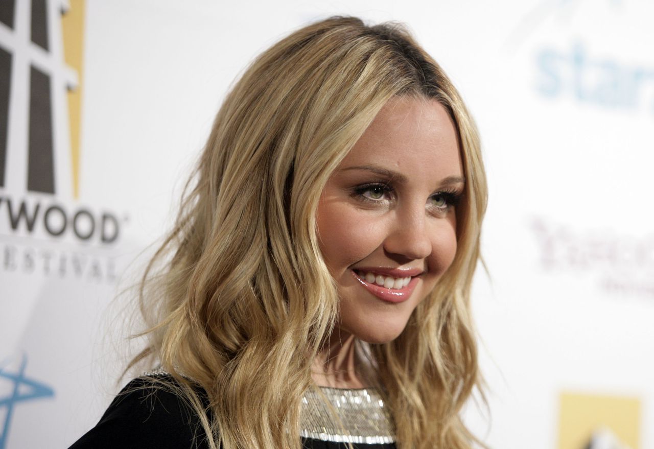 Amanda Bynes placed on psychiatric hold after being found naked in Los Angeles