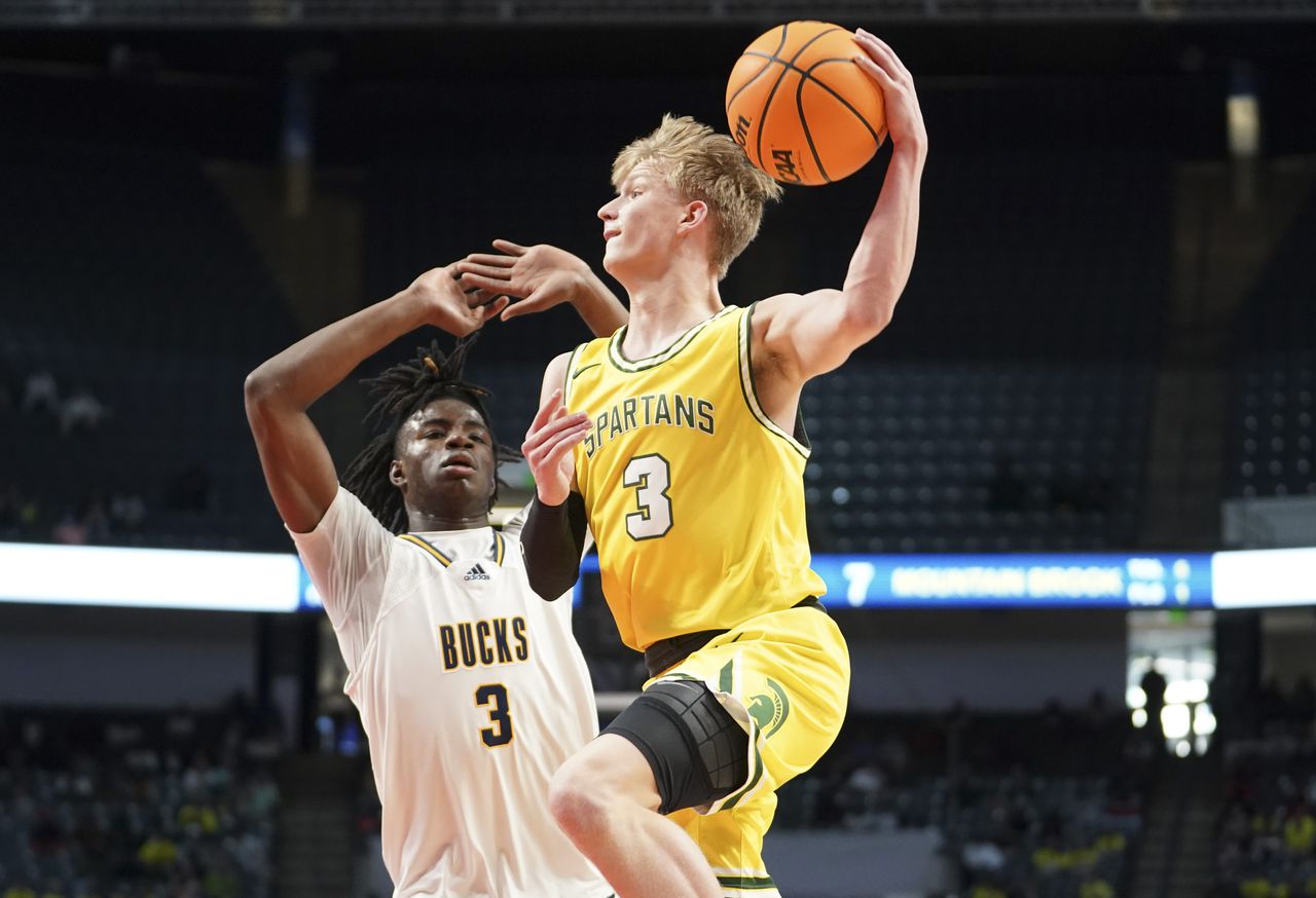 AHSAA 6A boys final: Buckhorn vs. Mountain Brook