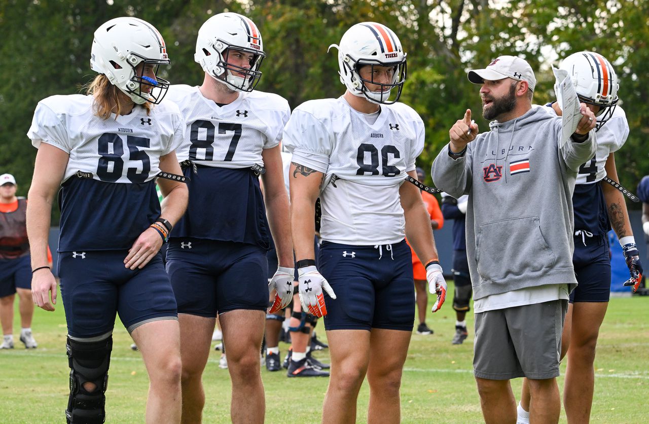 Auburn analyst Joe Bernardi to be named Troy OL coach, per reports