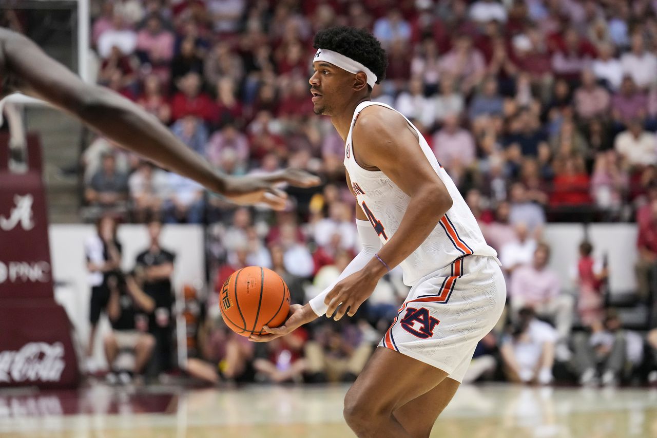 Auburn center Dylan Cardwell 'doubtful' for finale against No. 12 Tennessee