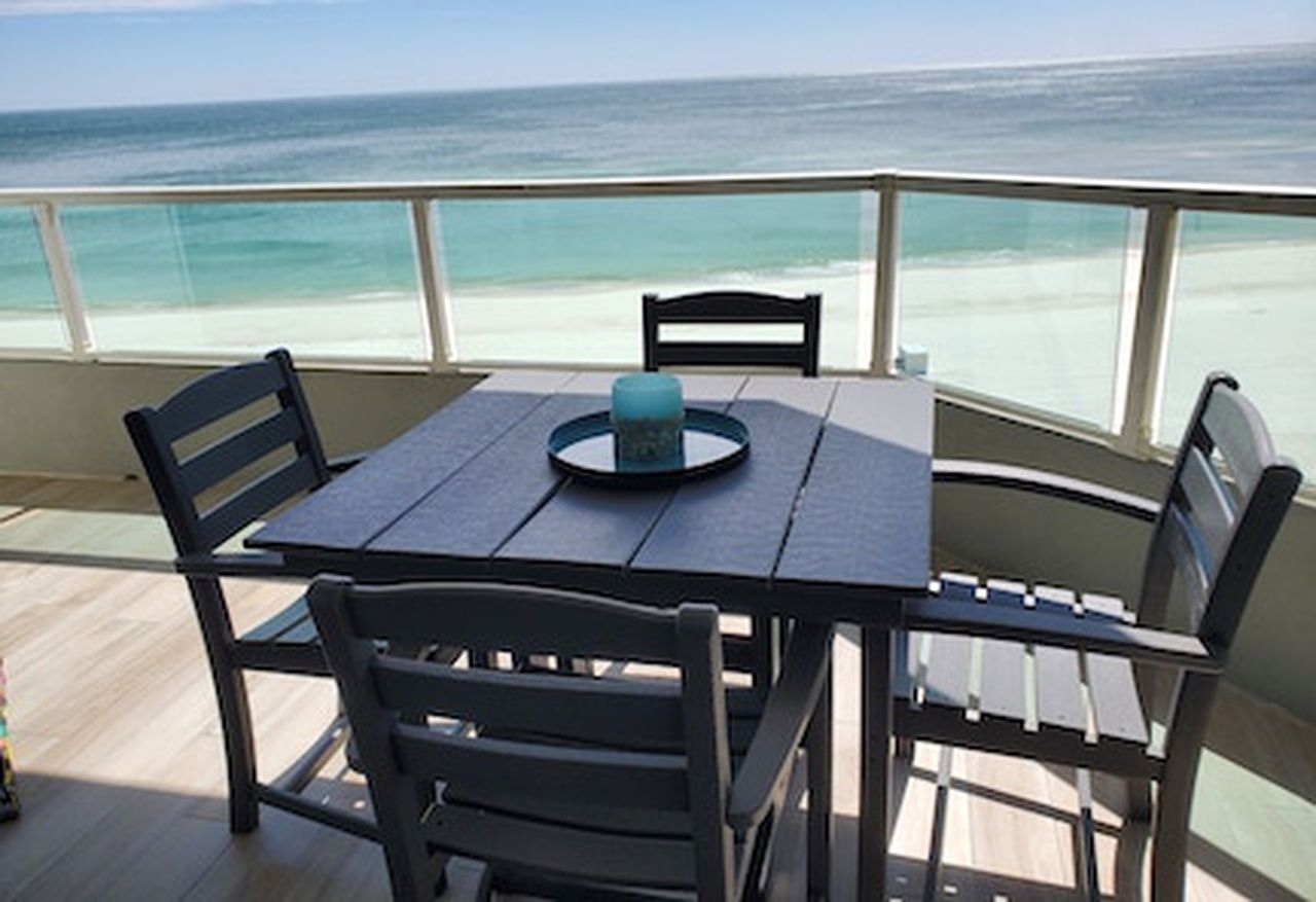 5-star beach front condo in Orange Beach