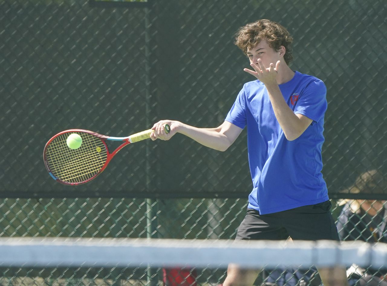 Birmingham spring sports: Vestavia Hills boys tennis wins 3 matches