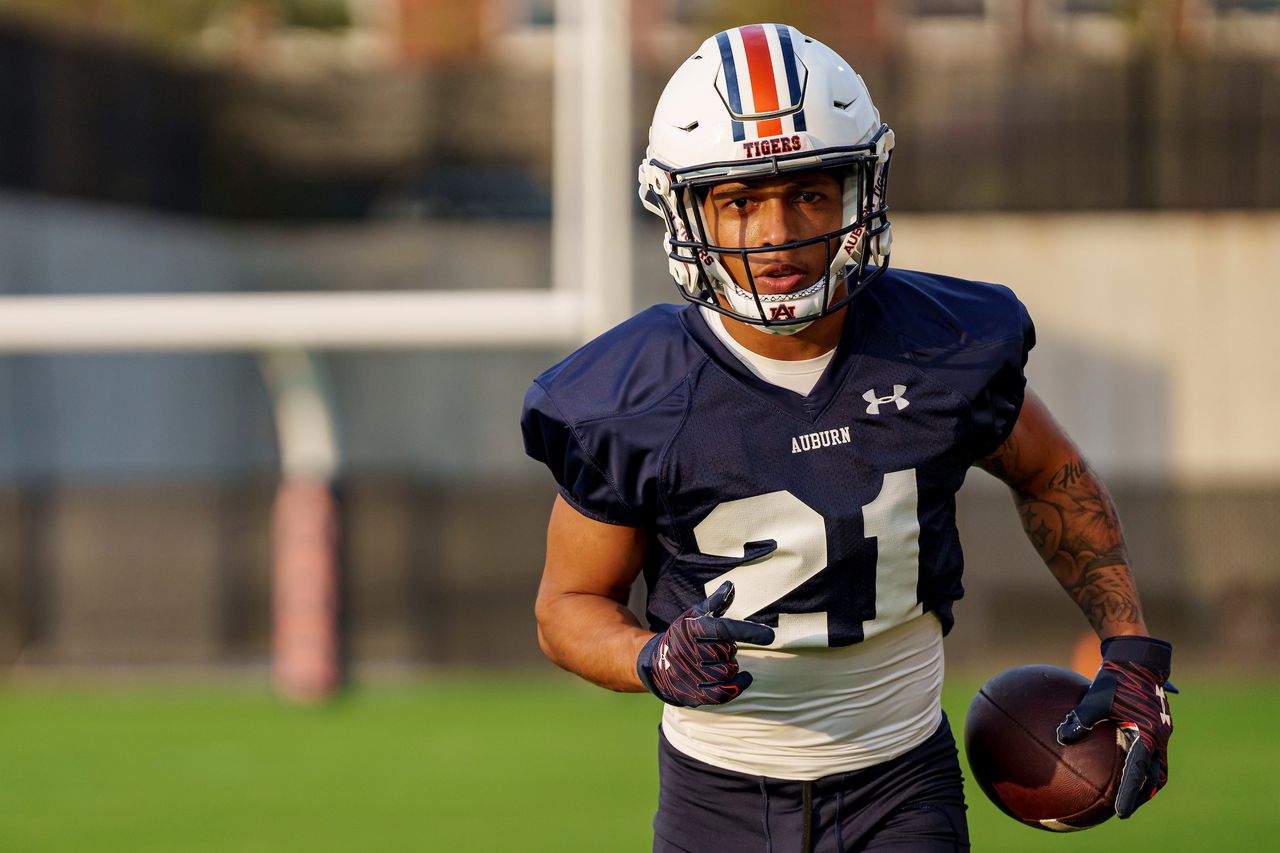 Brian Battie brings speed and skill to Auburn’s running back unit