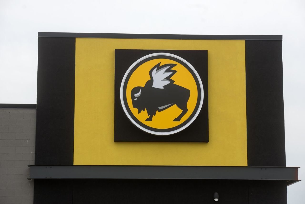 Buffalo Wild Wings sarcastically confirms lawsuit that boneless wings are chicken nuggets