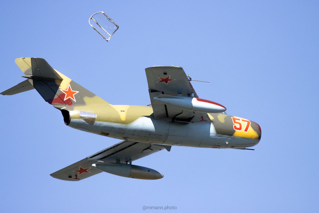 Canopy flies off jet aircraft during Fairhope air show