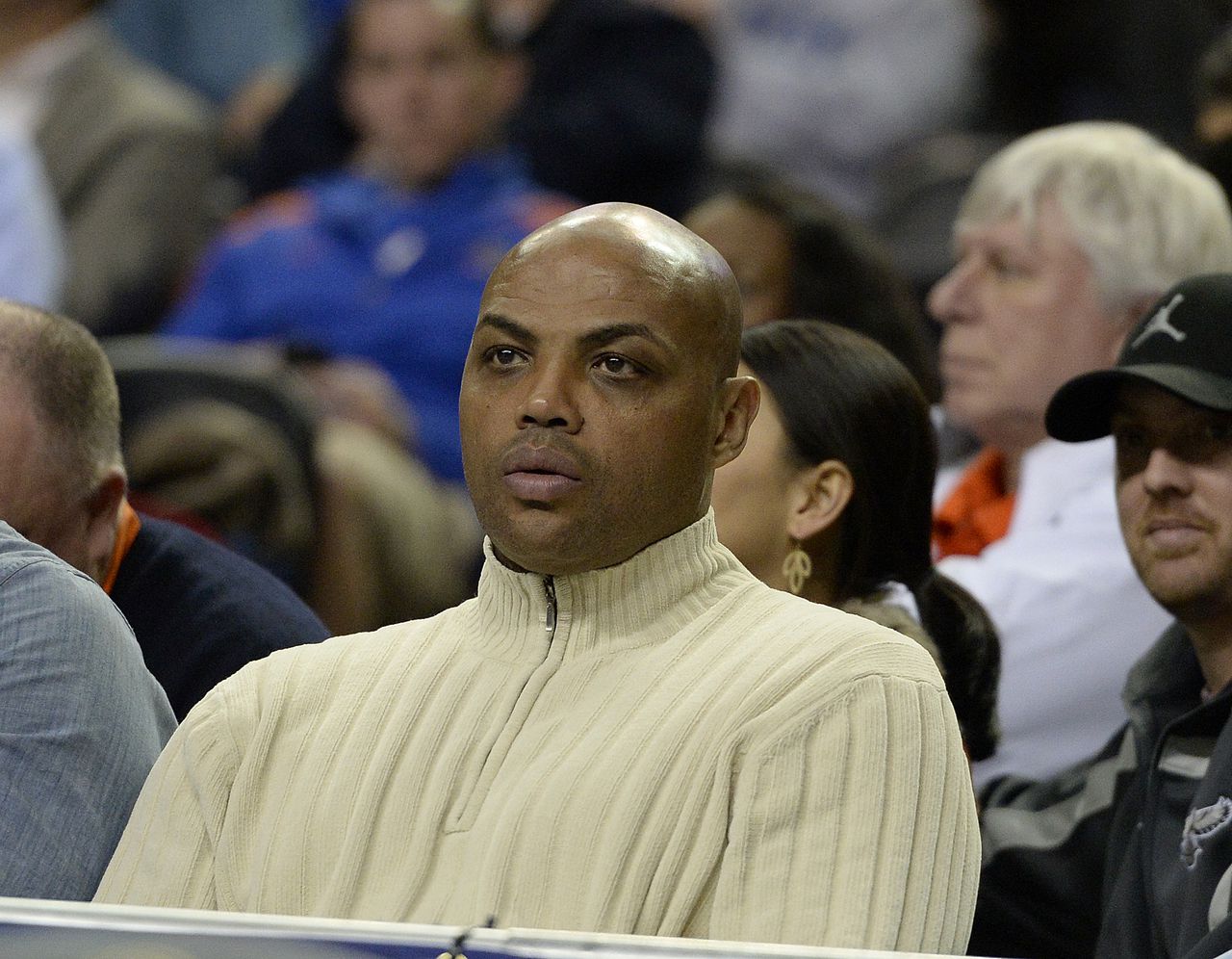 Charles Barkley, in hilarious fashion, says he used to clean his uniform by showering in it