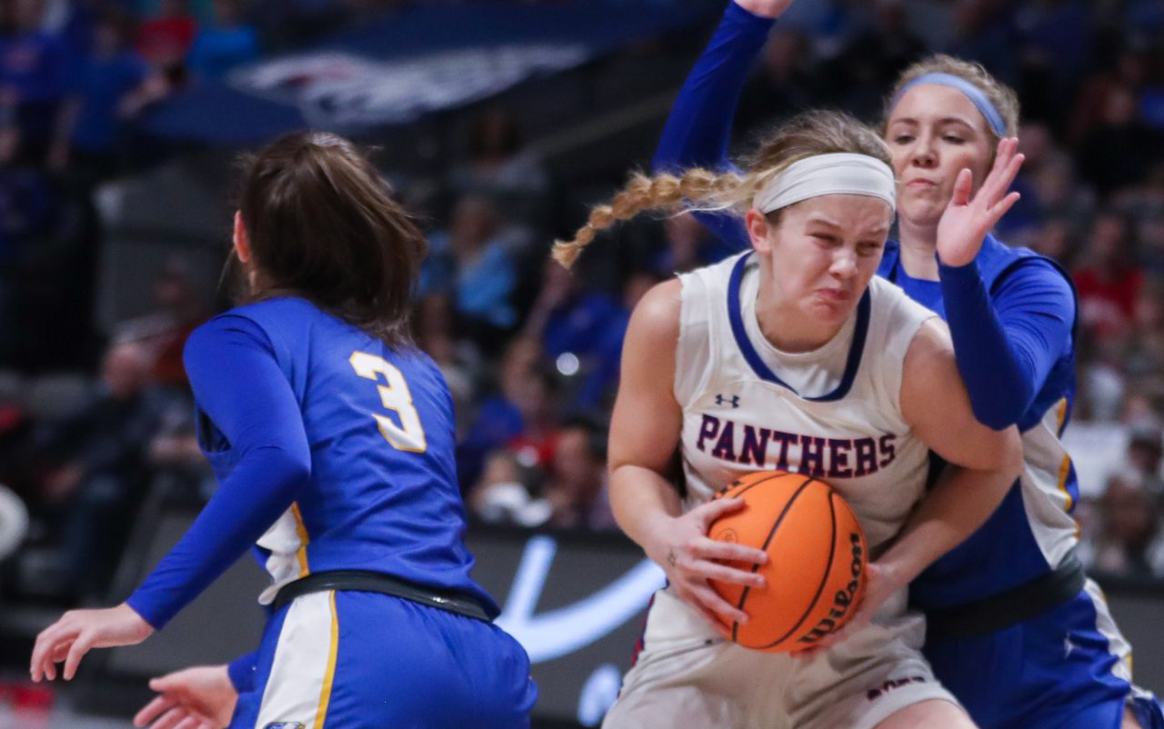 Class 2A Girls final: Seventh-grader sparks Mars Hill to title