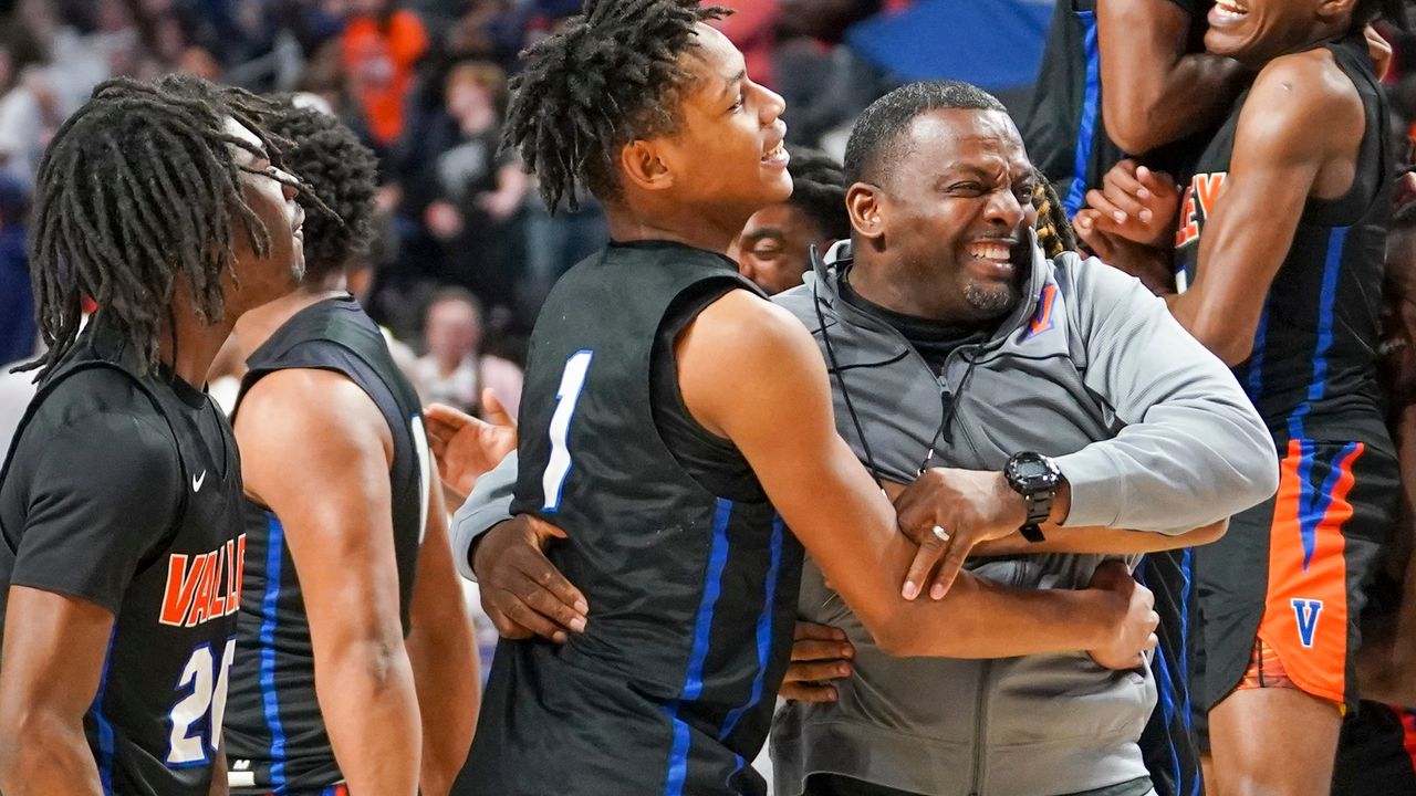 Class 5A Boys final: Valley holds off Charles Henderson