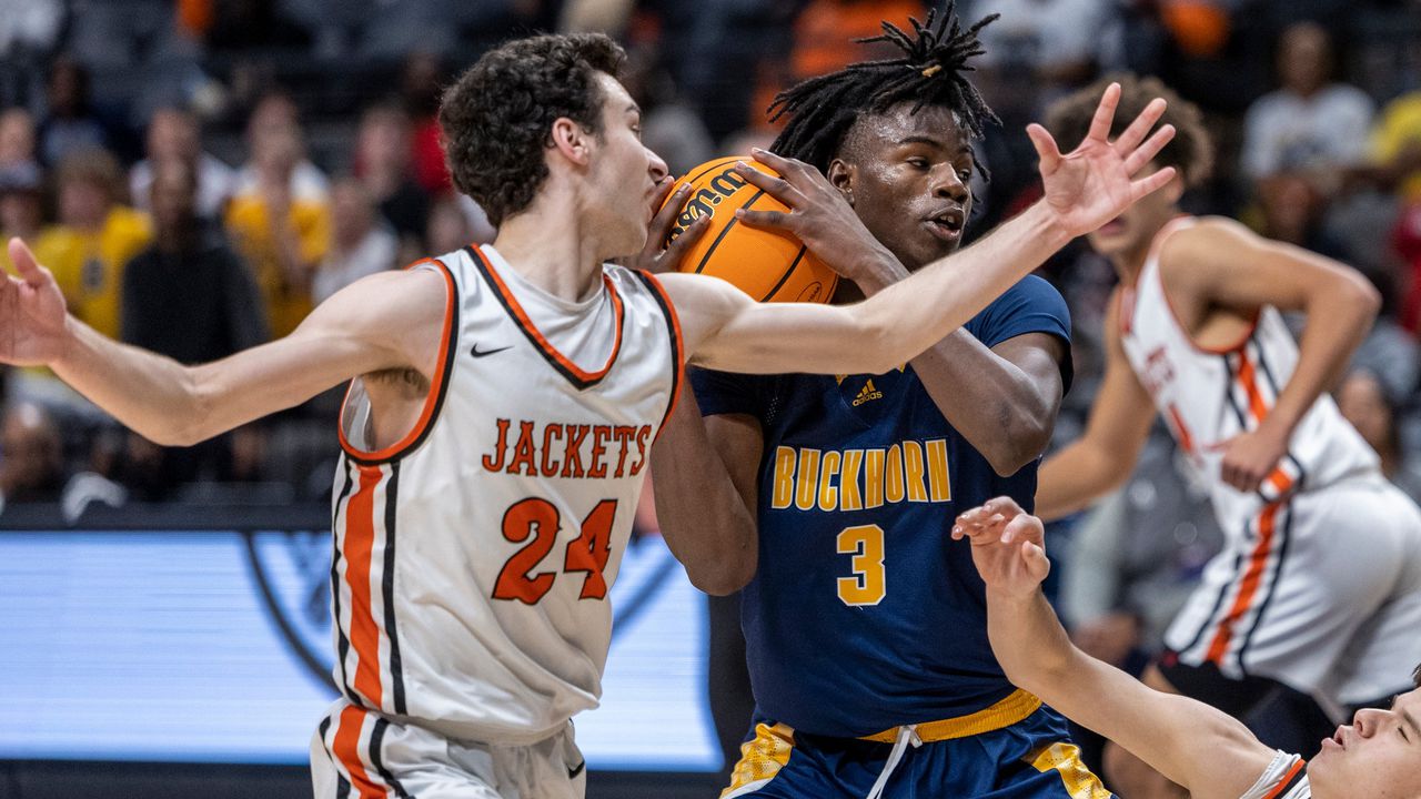 Class 6A Boys semifinals: Caleb Holt, Buckhorn nip McGill-Toolen