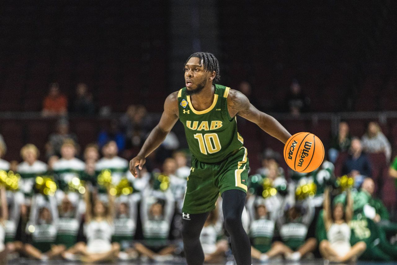 ‘Constant pressure’: UAB basketball falls to North Texas in NIT title game