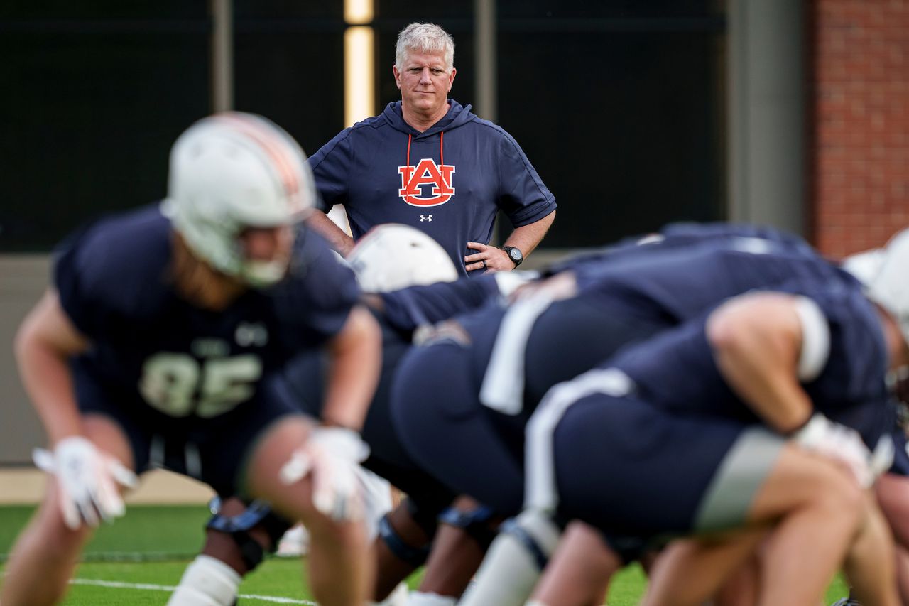 DC Ron Roberts: Auburn defense needs 'growth' to get to 25 reliable contributors