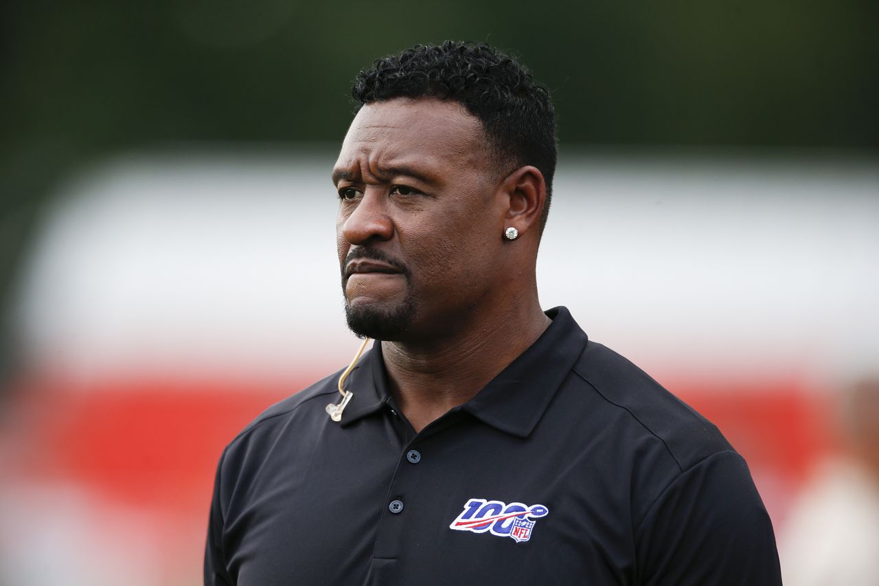 Former Patriot star Willie McGinest, 3-time Super Bowl champ, charged with two felonies