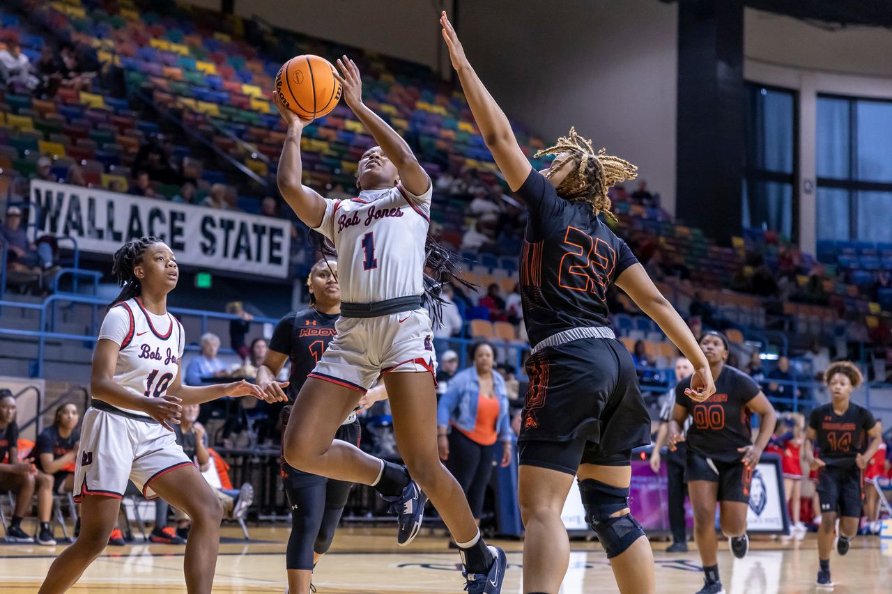 AHSAA 7A NW Girls: Bob Jones vs. Hoover