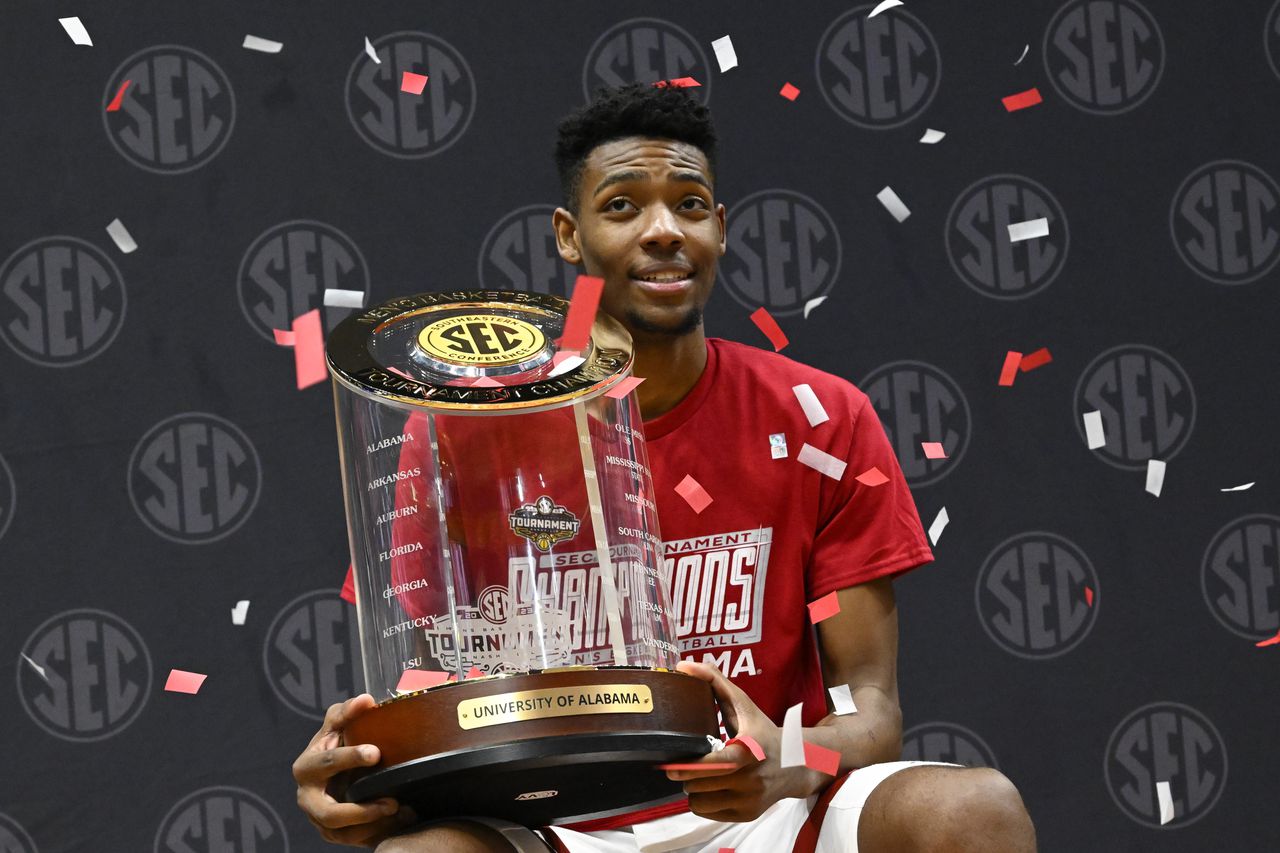 Inside Alabama star Brandon Miller’s whirlwind SEC tournament homecoming