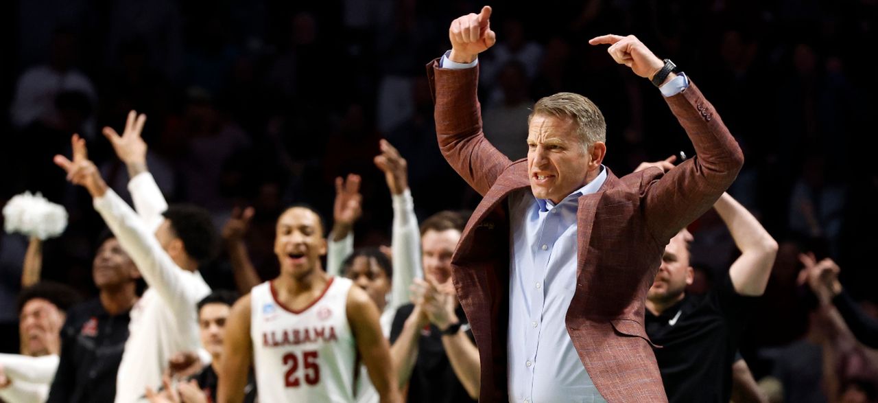 Live updates: Alabama faces San Diego State in Sweet 16 clash