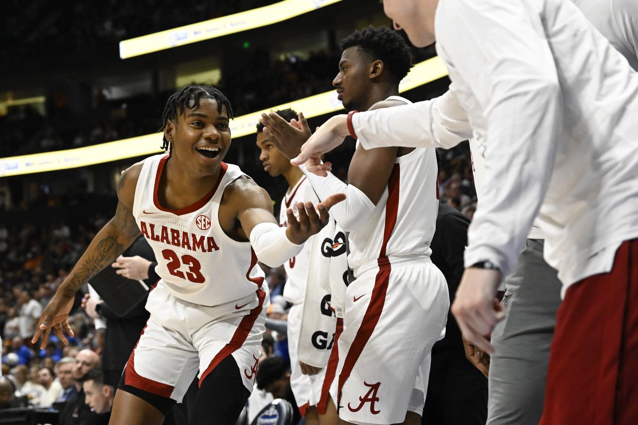 Live updates: Alabama takes on Missouri in SEC tournament semifinals