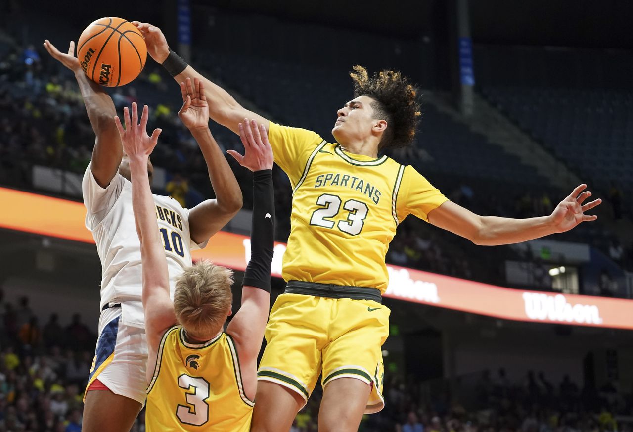 AHSAA 6A boys final: Buckhorn vs. Mountain Brook