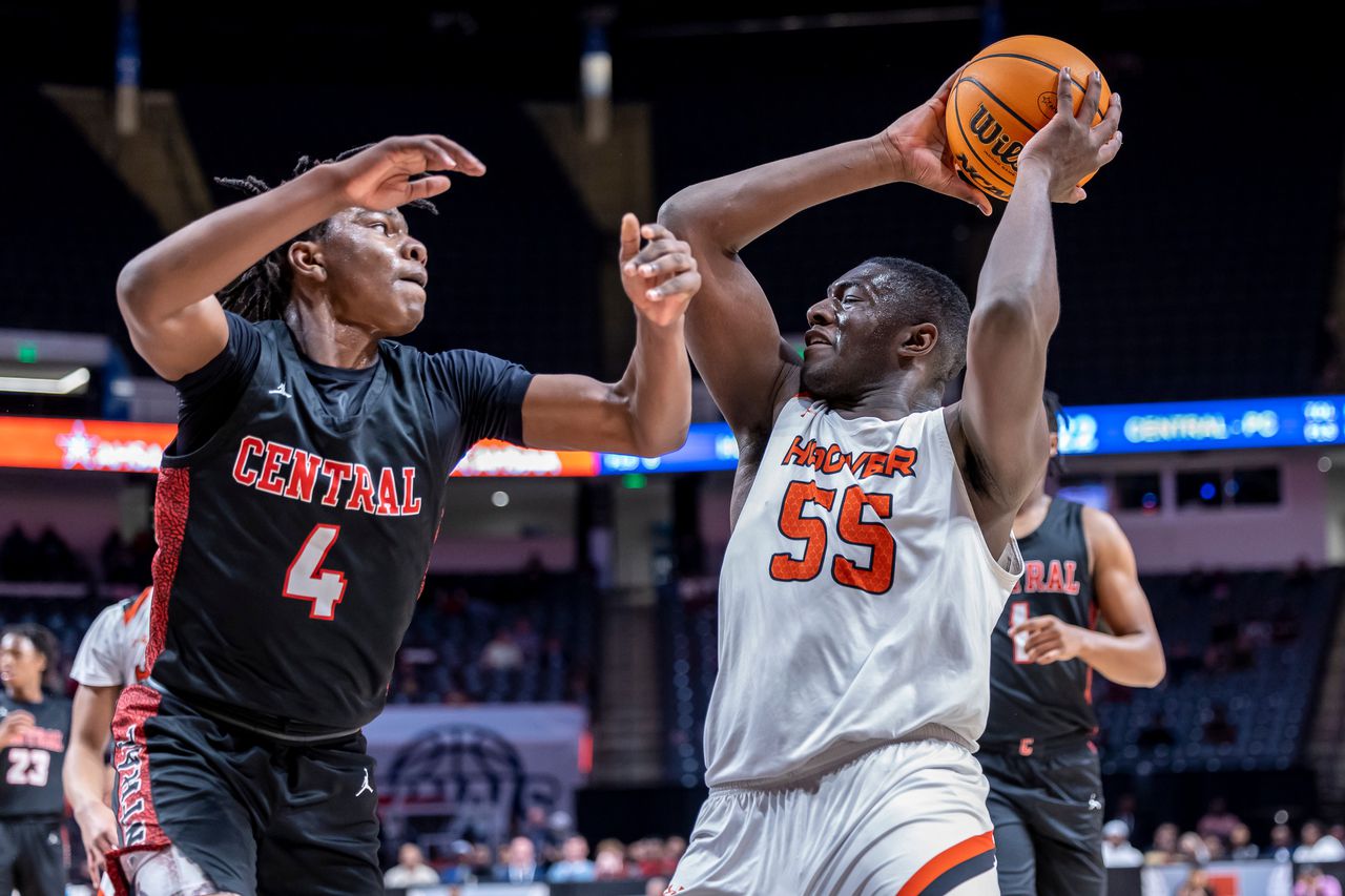 AHSAA 7A boys final: Hoover vs. Central-Phenix City