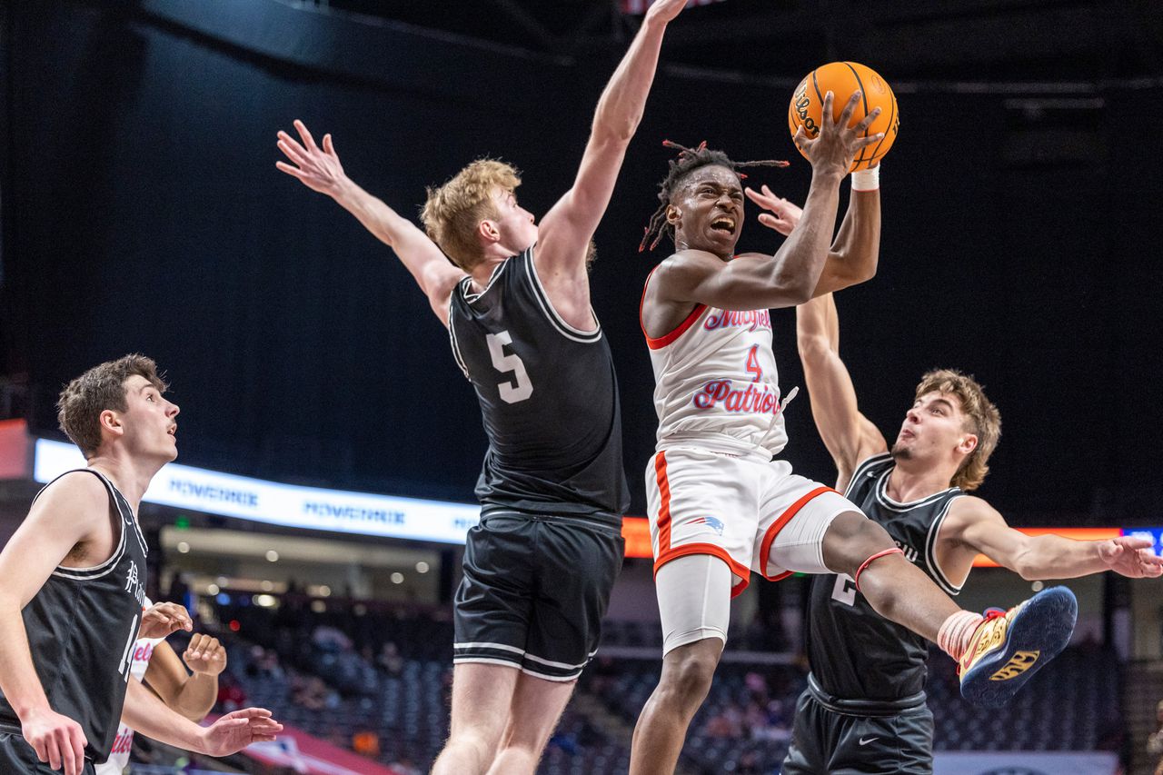 AHSAA 3A boys Championship: Midfield vs. Plainview