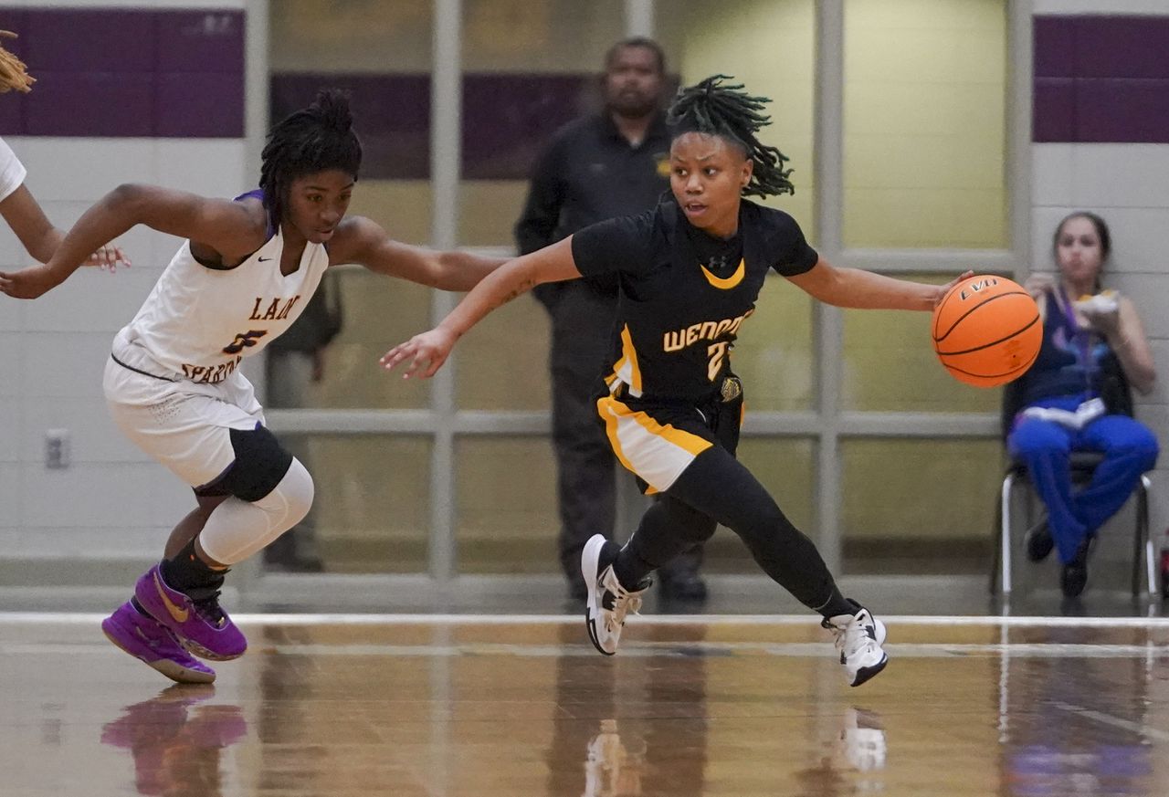 Grils High School Basketball: Wenonah at Pleasant Grove 