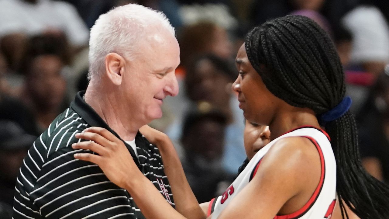 AHSAA 6A girls final: Hazel Green vs. Huffman