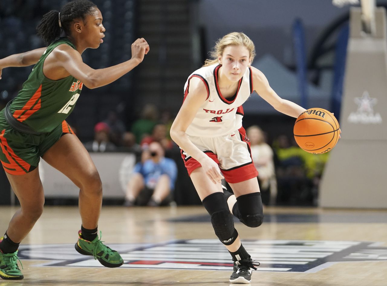 AHSAA 6A girls final: Hazel Green vs. Huffman