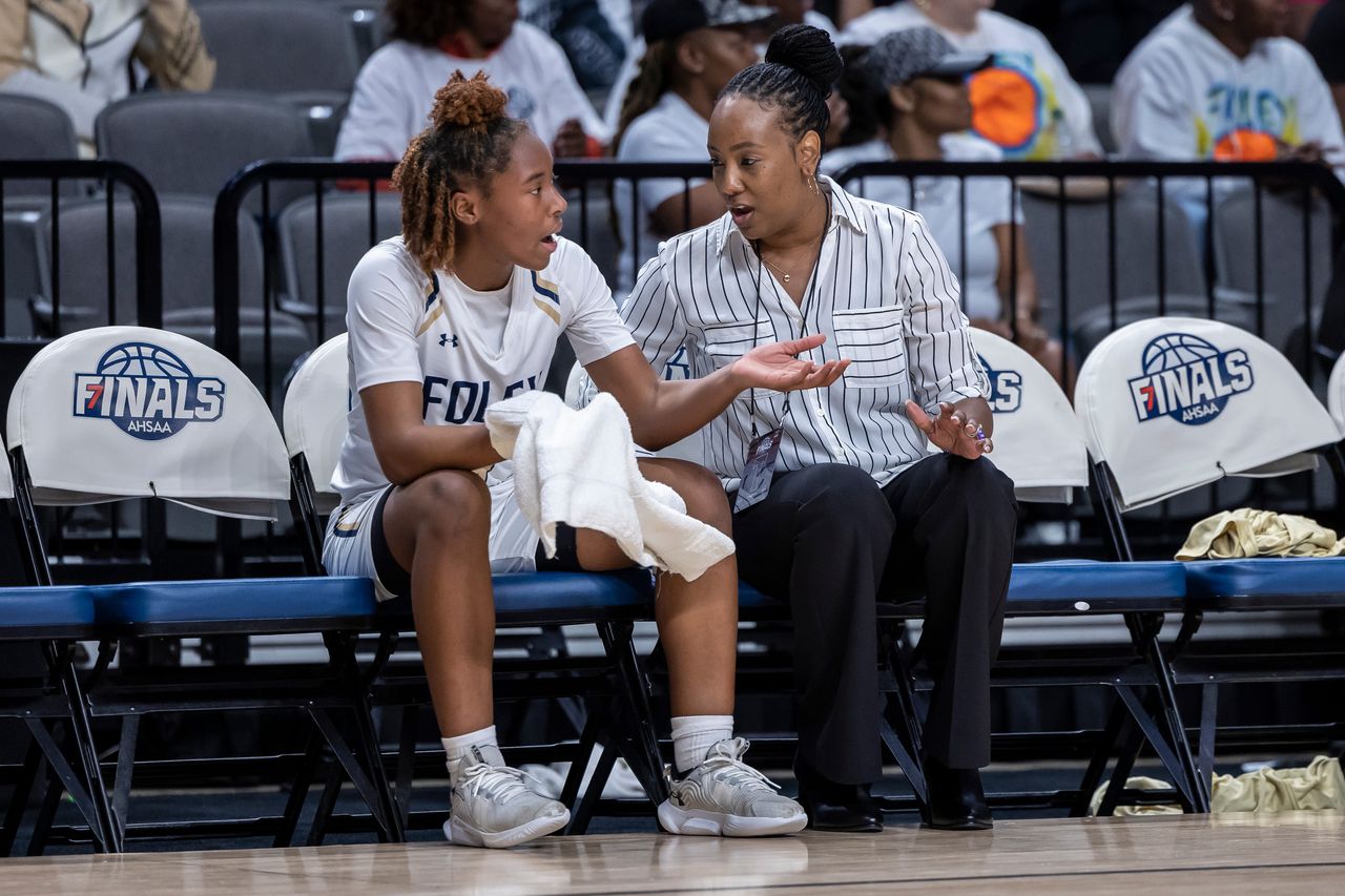 AHSAA 7A girls semifinal: Foley vs. Sparkman