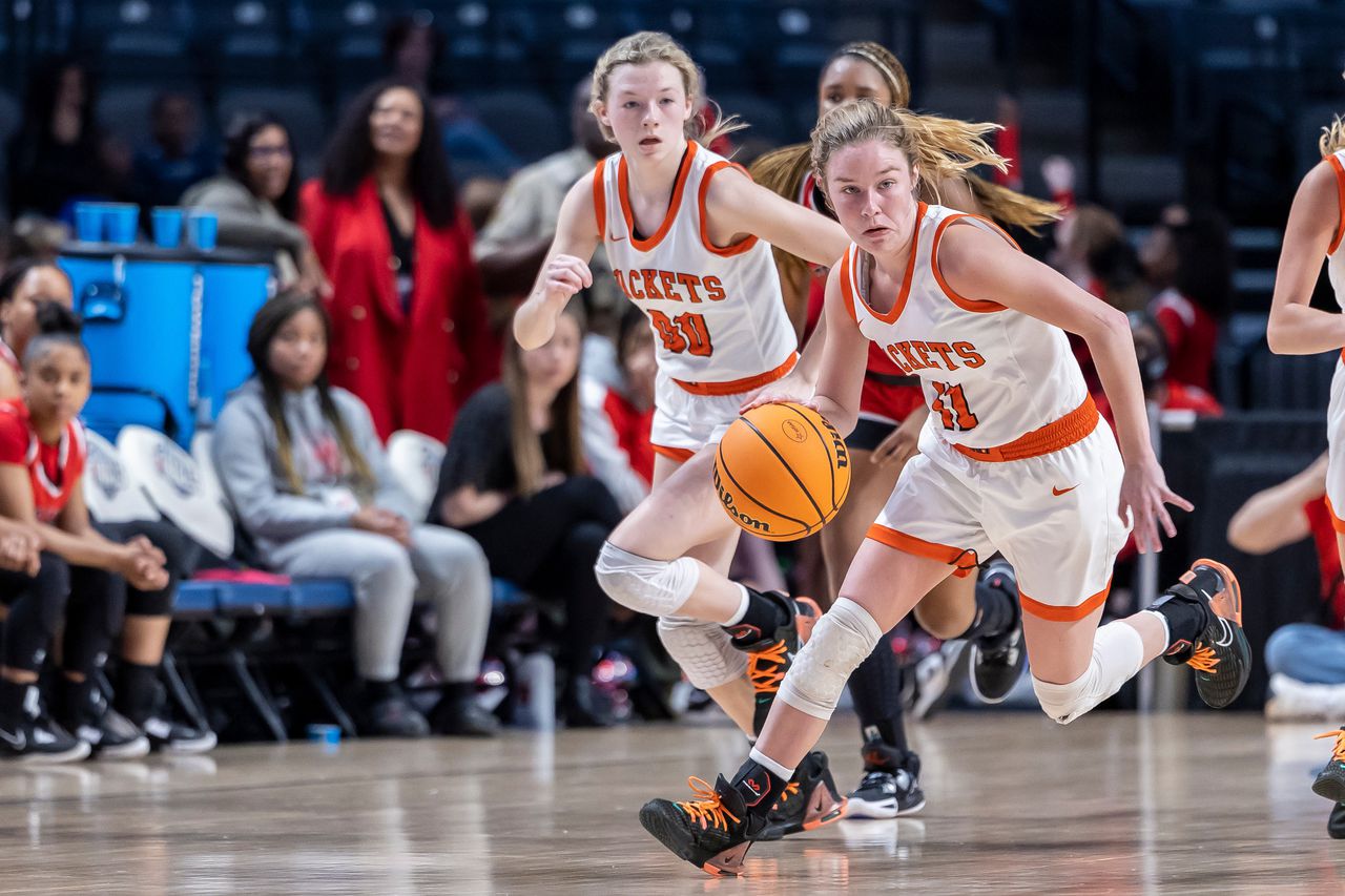 AHSAA 6A girls semifinal: McGill-Toolen vs. Hazel Green