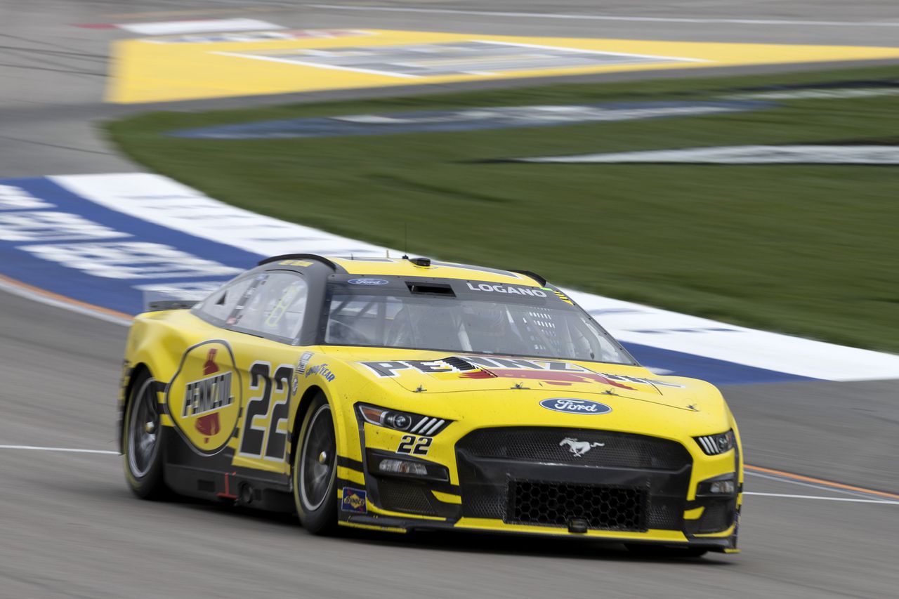 NASCAR live stream (3/12): How to watch United Rentals Work United 500 in Phoenix online, TV, time