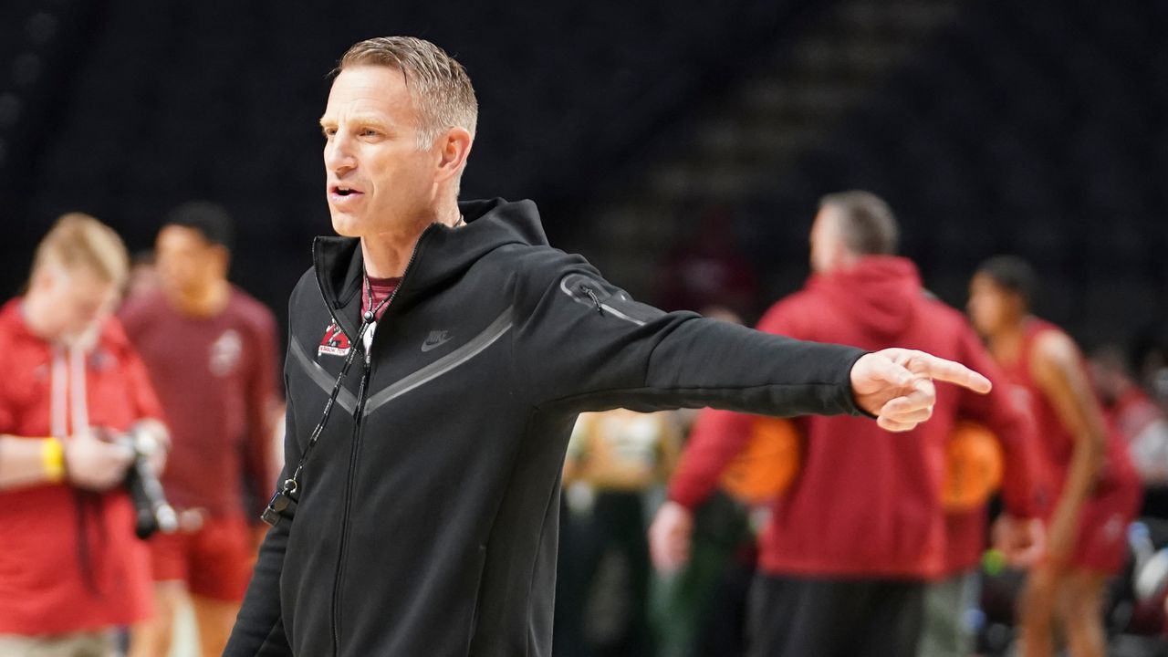 Nate Oats has ‘ton of respect’ for Nick Saban; two coaches talked Monday night