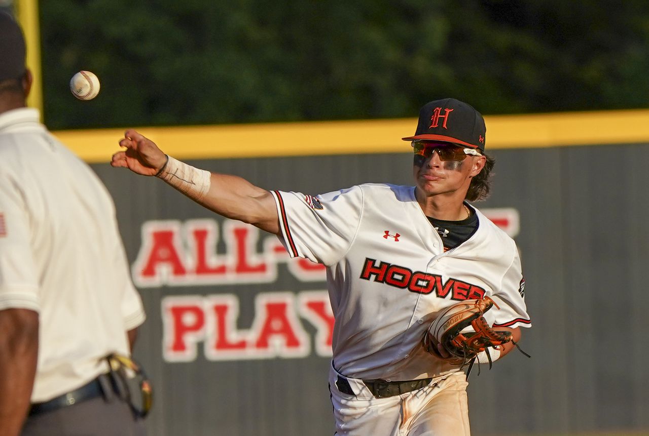 Spring roundup: Hoover, Spain Park split pair of walk-off games