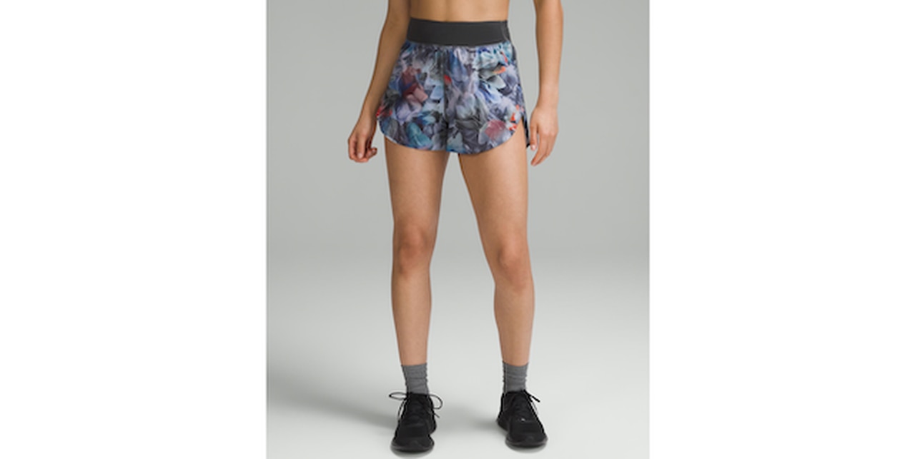 Fast and Free Reflective High-Rise Classic-Fit Short 3″