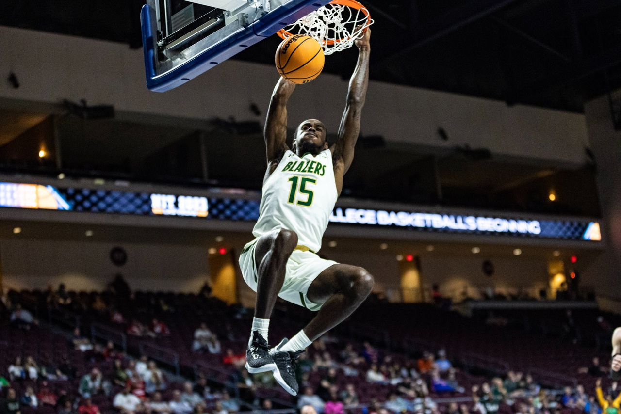 Ty Brewer’s career night carries UAB past Utah Valley in NIT semifinal